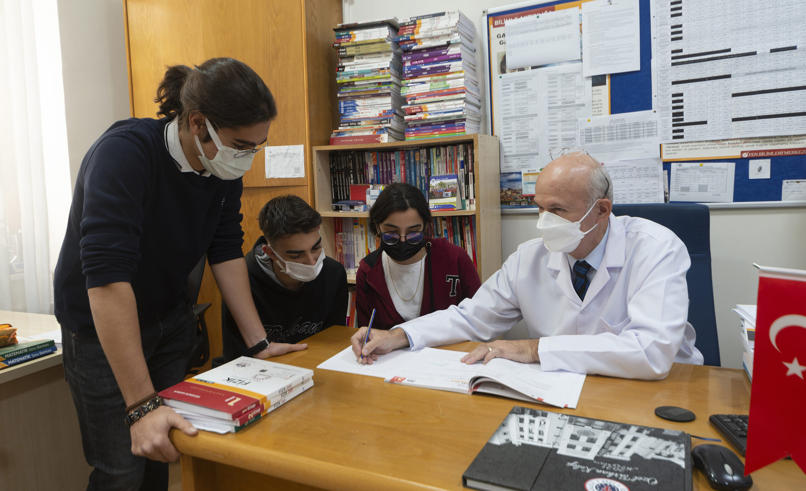 MÜCTEBA ÖZGENKAN FİZİK3